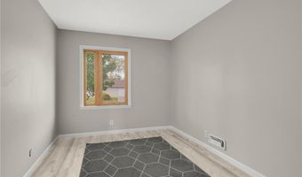 840 Cortland Dr, Apple Valley, MN 55124