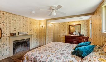 69 N Bedlam Rd, Chaplin, CT 06235