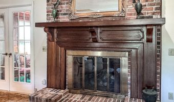 22 12th St, Apalachicola, FL 32320