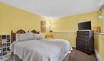 40 Cedar Rd, Clinton, CT 06413