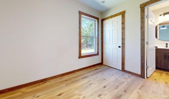 120 N Murlin St, Bicknell, IN 47512