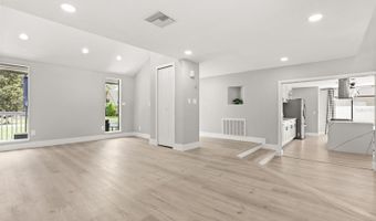 200 ALPINE St, Altamonte Springs, FL 32701