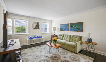 306 Deal Lake Dr 40, Asbury Park, NJ 07712