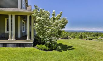 108 Oak Trl, Bolton, MA 01740
