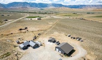5 Cowboy Dr, Clark, WY 82435