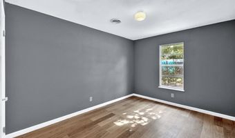 705 N RAY St, Alvarado, TX 76009