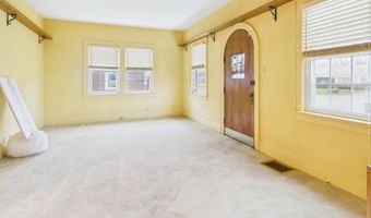 201 E 38th St, Anderson, IN 46013