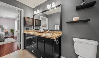 5215 Balboa Blvd 203, Encino, CA 91316