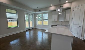 118 BERGER St B, Belle Chasse, LA 70037