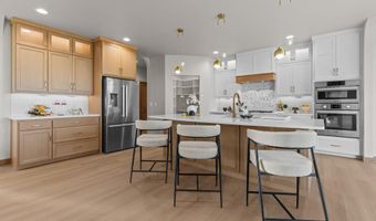 266 E SWEETWATER Way, Appleton, WI 54913