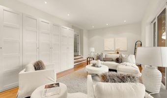 3541 ORDWAY St NW, Washington, DC 20016