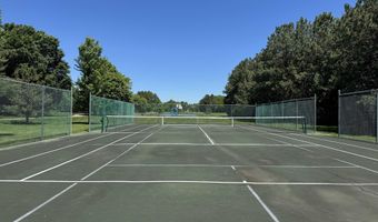 1130 Indian Hills Rd, Brookings, SD 57006