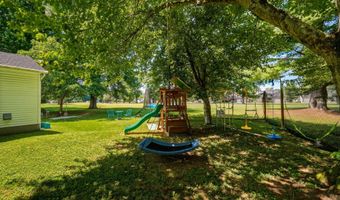 404 Big Bend Rd, Barboursville, WV 25504