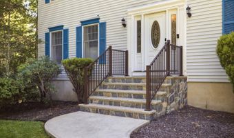 2057 Lakeside Dr, Alloway, NJ 07422