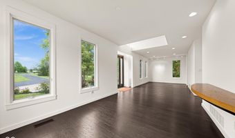 13167 Pennington Rd, Fishers, IN 46037