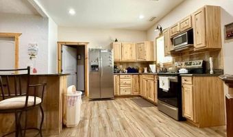 102 Doporto Ct, Carlsbad, NM 88220