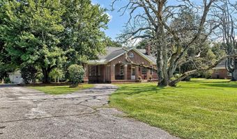 322 Saluda Ave, Batesburg, SC 29006