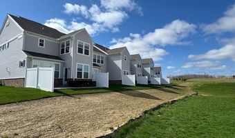 945-4 Memory Ln, Aurora, OH 44202