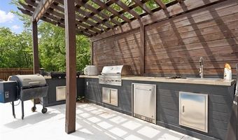 1707 Warwick Cir, Ardmore, OK 73401