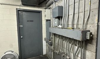 1620 CARLISLE Blvd SE, Albuquerque, NM 87106