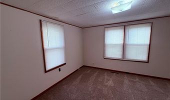 924 Kearney St, Atchison, KS 66002