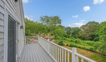 3528 Main St, Barnstable, MA 02630