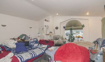 1405 VIEW Ct, Brookings, OR 97415