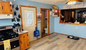 27 Warwick Ave, Athol, MA 01331