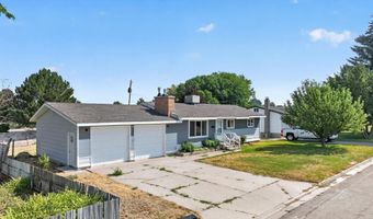 860 Teton Ave, American Falls, ID 83211