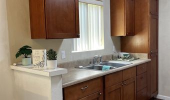 60 Kunihi Ln 327, Kahului, HI 96732