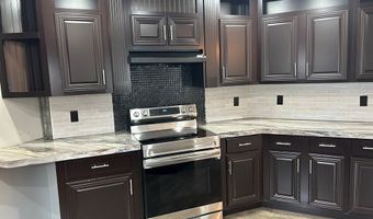 323 Mallalieu Dr, Brookhaven, MS 39601