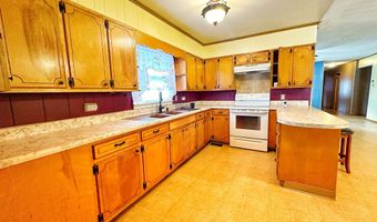 40 Sutton Ln, Batesville, AR 72501