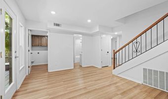 30 Mellor Ln, Bella Vista, AR 72715