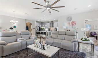 5565 SILVER SUN Dr, Apollo Beach, FL 33572