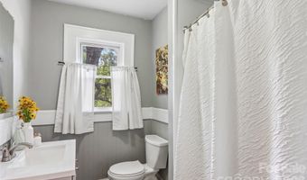 276 State St, Asheville, NC 28806