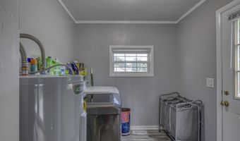 335 E 9th St, Baxter Springs, KS 66713