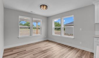1116 Bluestem Cir, Baldwin City, KS 66006