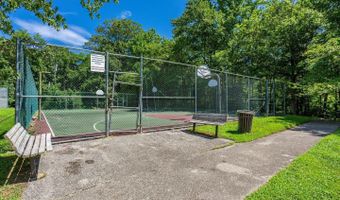 11231 WESTPORT Dr, Bowie, MD 20720