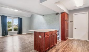 710 Bluffview Dr, Angola, IN 46703