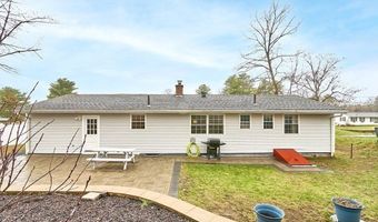 86 Jeannine Rd, Bellingham, MA 02019