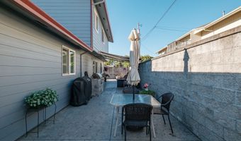2669 CHICAGO St, Albany, OR 97322