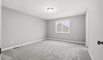 18738 Eisley Cv, Auburn, IN 46706