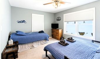 87 Glade Cir, Campton, NH 03223