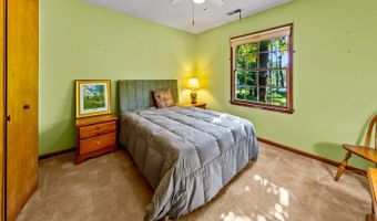 519 Country Club Dr W, Arapahoe, NC 28510