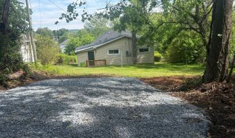 702 13th St, Altavista, VA 24517