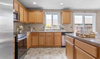 4065 Spring Ave NE, Albany, OR 97322