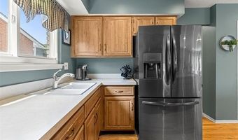 17276 Midway Ave, Allen Park, MI 48101