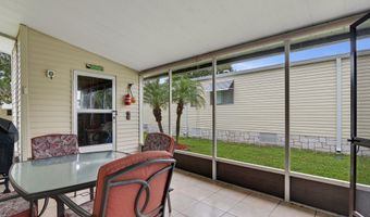 905 Dogwood Dr, Barefoot Bay, FL 32976