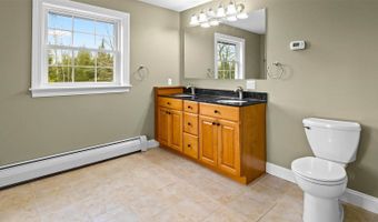 183 Skyline Rd, Bangor, ME 04401