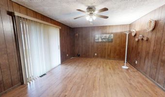 352 Pheasant Run Dr, Batesville, IN 47006